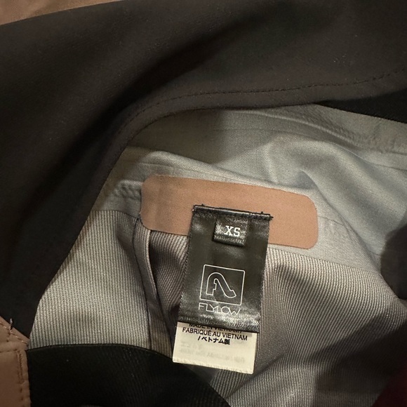 XS Flylow Moxie Bib in Mauve - Picture 3 of 3